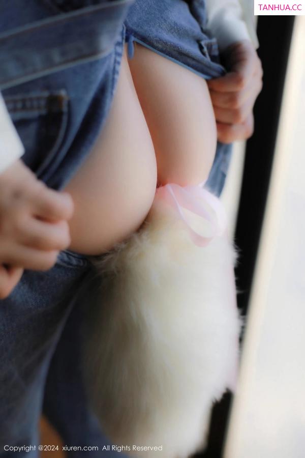   [XiuRen]高清写真图 2024.02.07 No.8087 小薯条nienie 美腿性感第60张图片